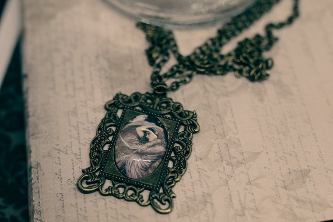 Victorian Inspired Waterhouse Necklace